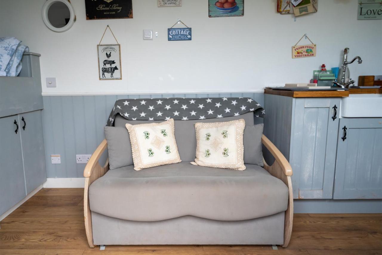 Lanterns Shepherds Huts & Glamping Otel Happisburgh Dış mekan fotoğraf